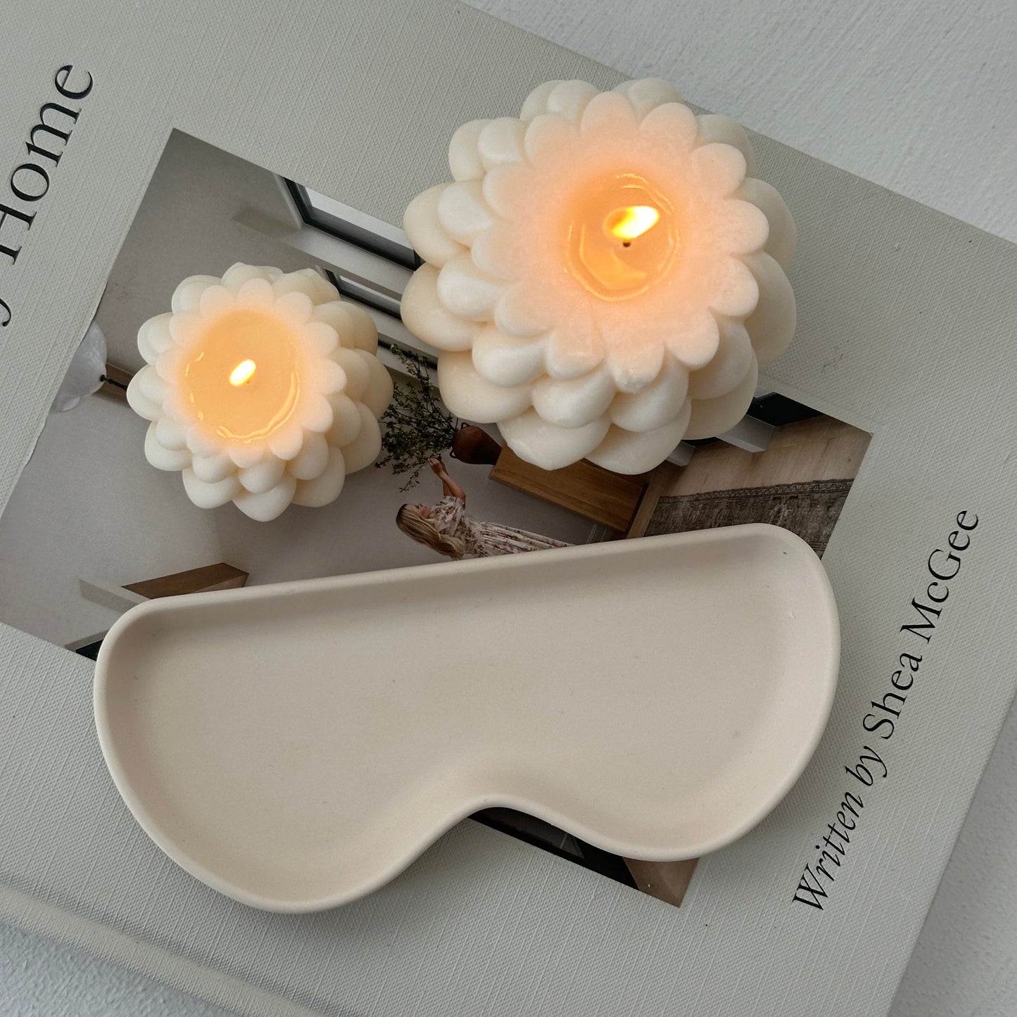 In The Shade - Cream Oval Eyewear Tray