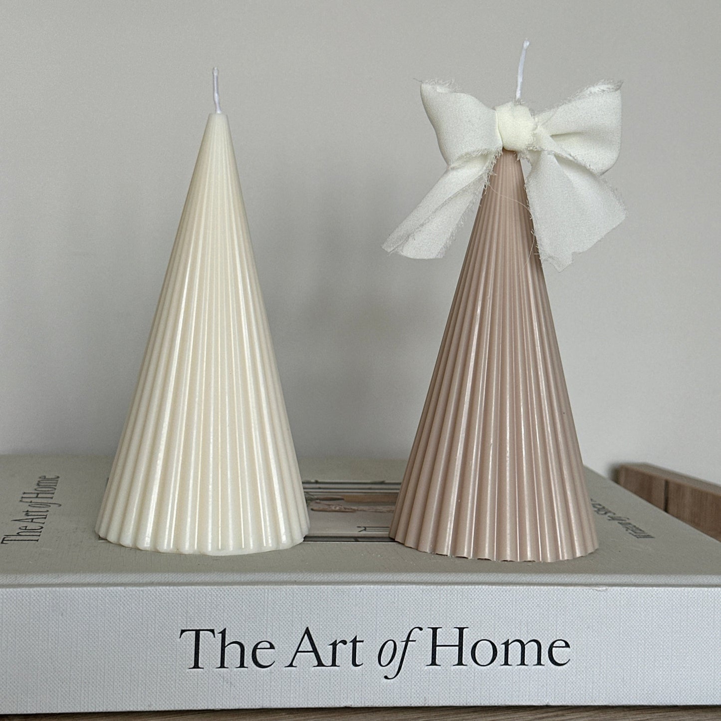 Christmas Tree Beige Ribbed Candle